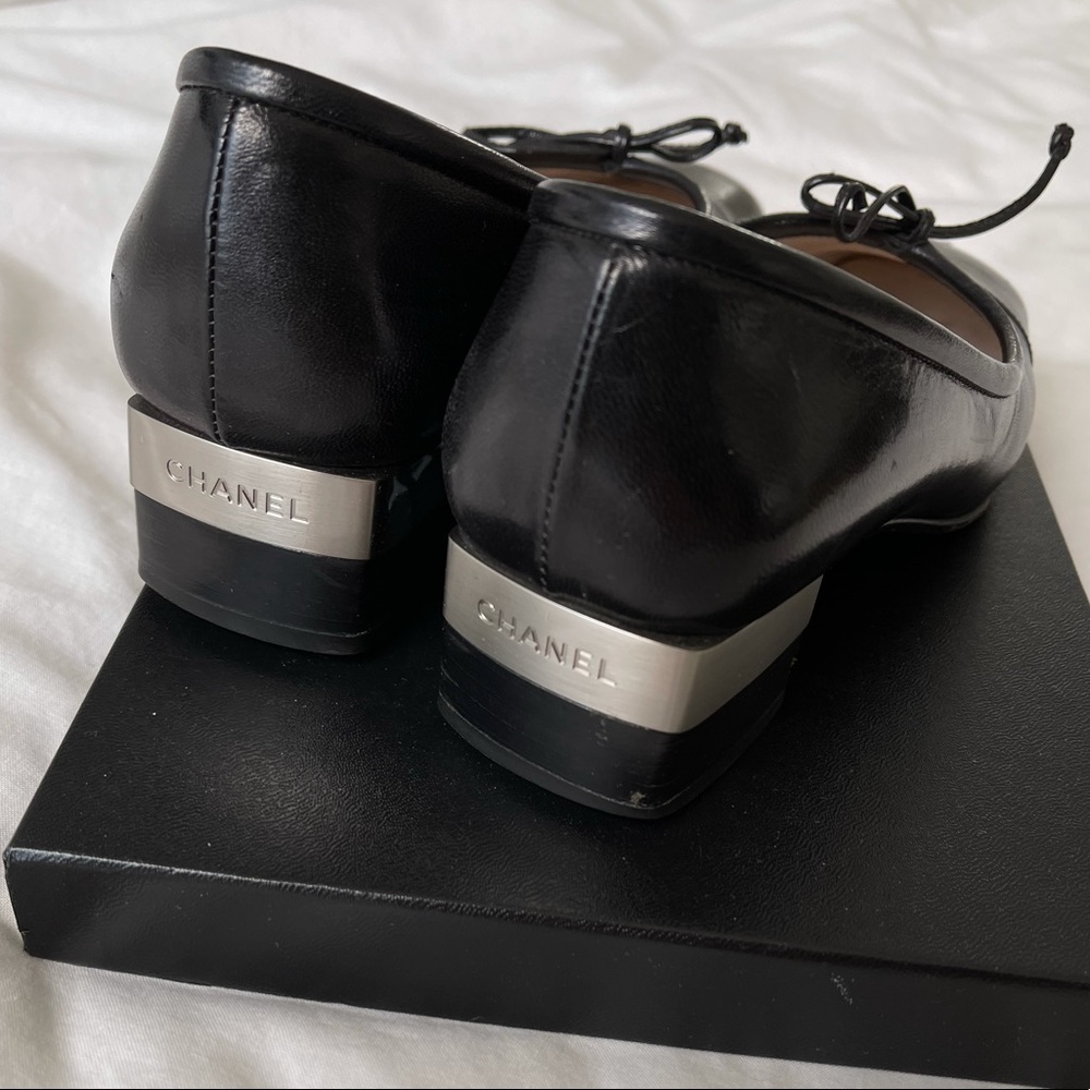 Vintage Chanel Black Leather Engraved Block Heel Mules🖤